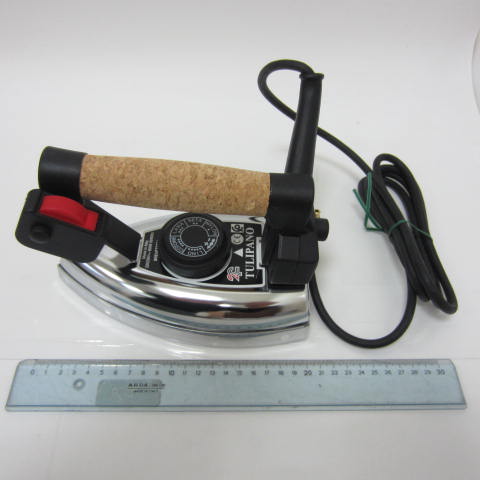 Утюг электропаровой TULIPANO, 800 W, 1,35 кг, 200х116